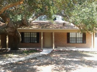 1246 Holliday Dr, Gulf Breeze, FL 32563