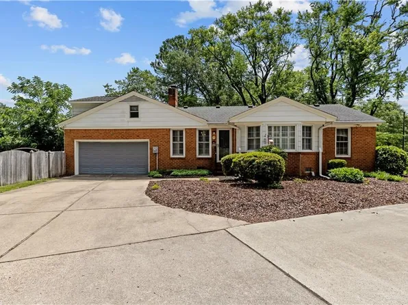 4568 Bob Jones Dr, Virginia Beach, VA 23462