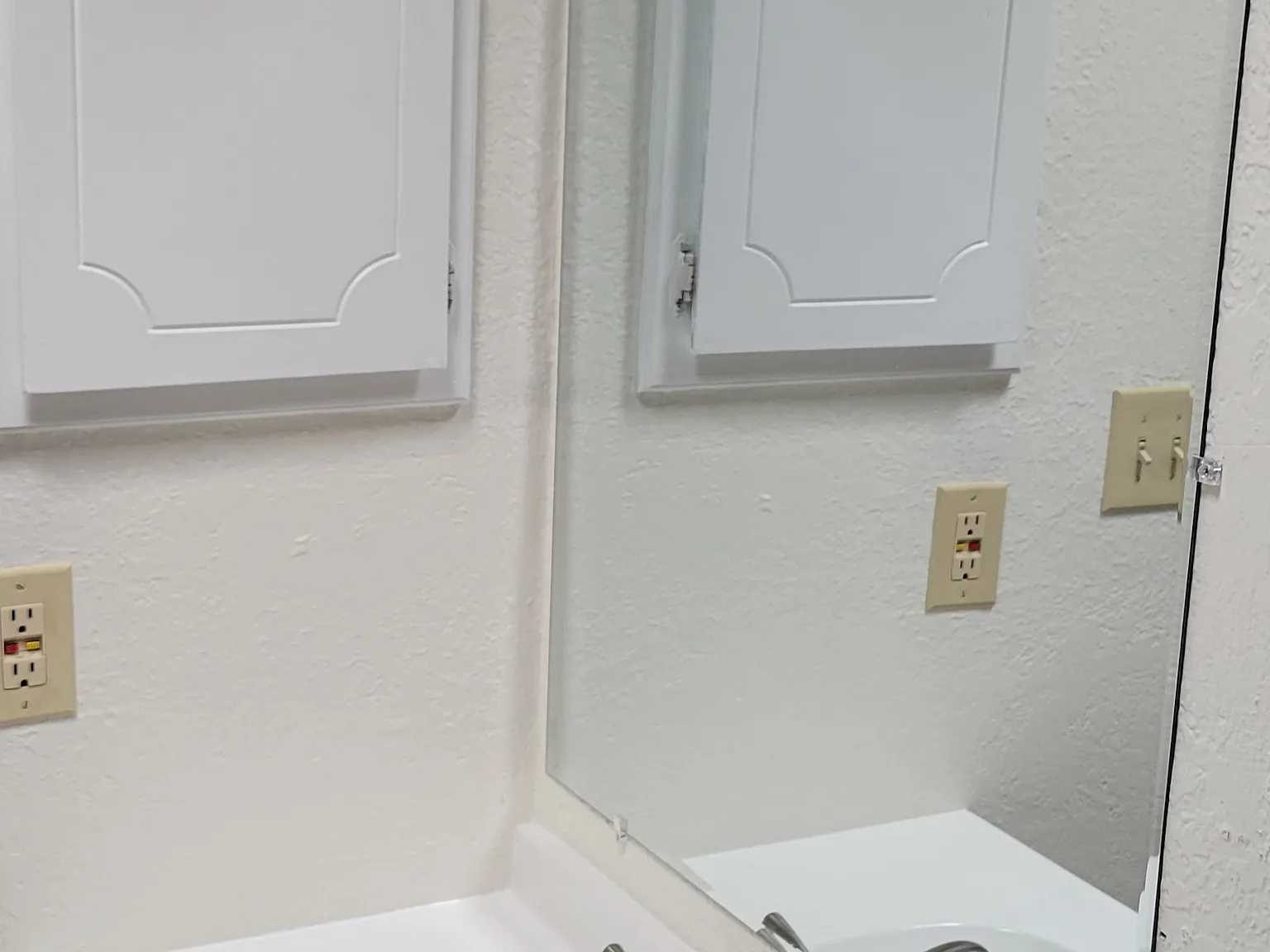 2 bed, 900 sqft, $900 — Photo 4