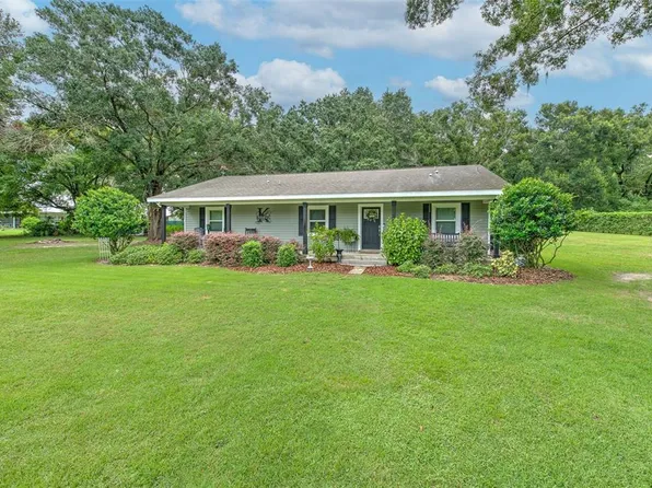 6734 Founders St, Zephyrhills, FL 33542