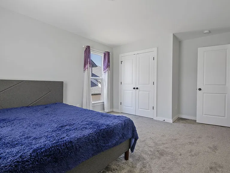917 Plowson Rd — Photo 30