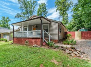 3022 Morning Dr, Charlotte, NC 28208