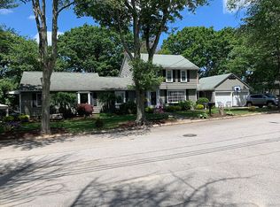 19 Crossland Rd, West Warwick, RI 02893