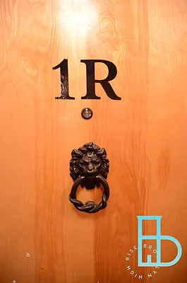 Rented by Miron Realty Group | media 92