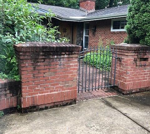 4th image of 3418 Country Hill Dr