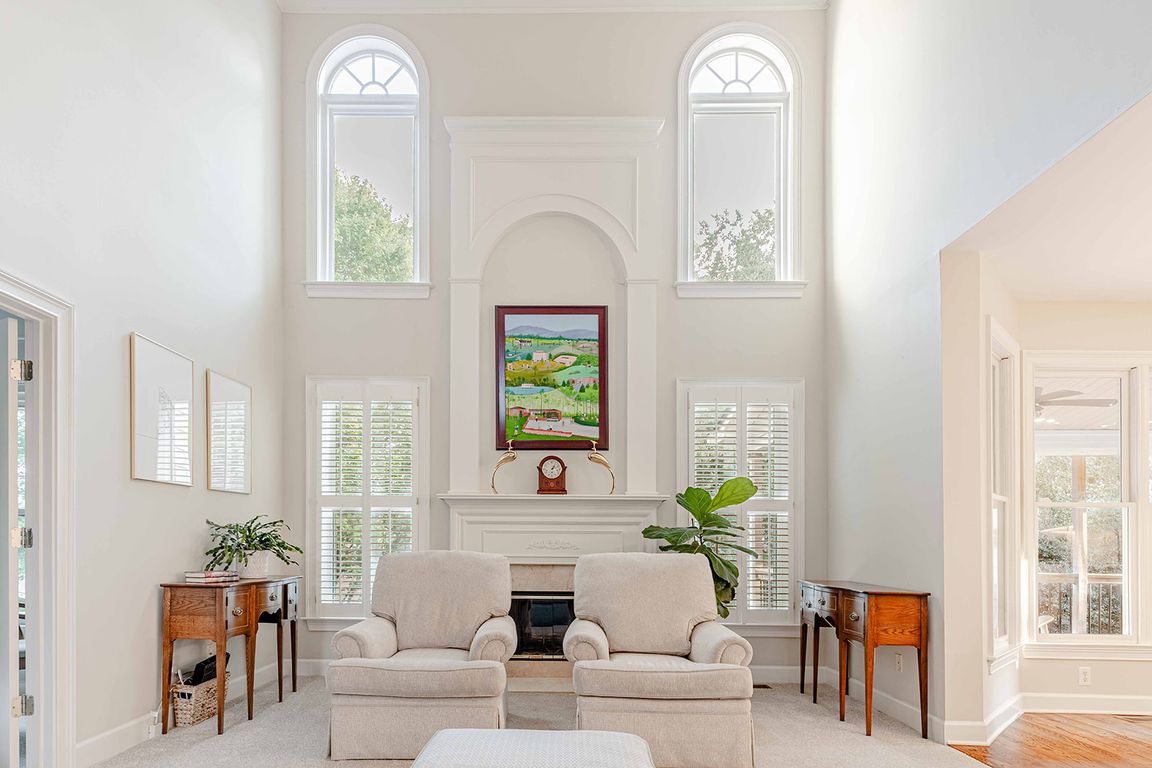 next background image