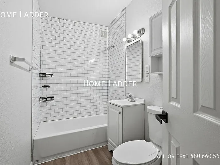596 W Harding Ave — Photo 20
