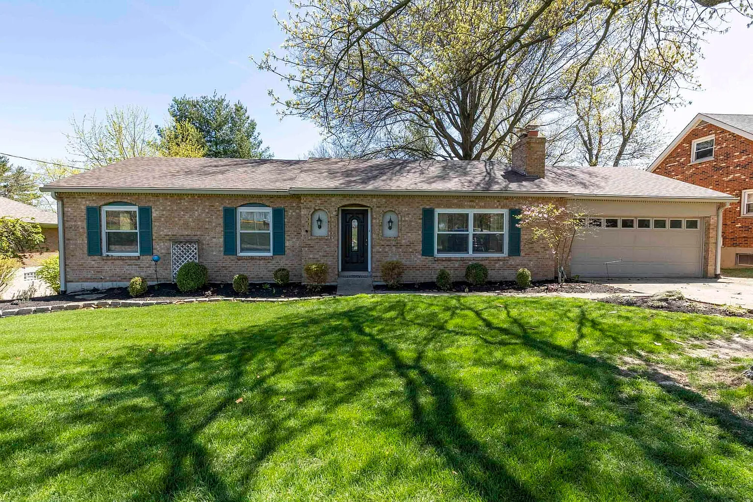 2453 Amsterdam Rd photo 1