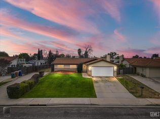 10409 Lonon Ave, Bakersfield, CA