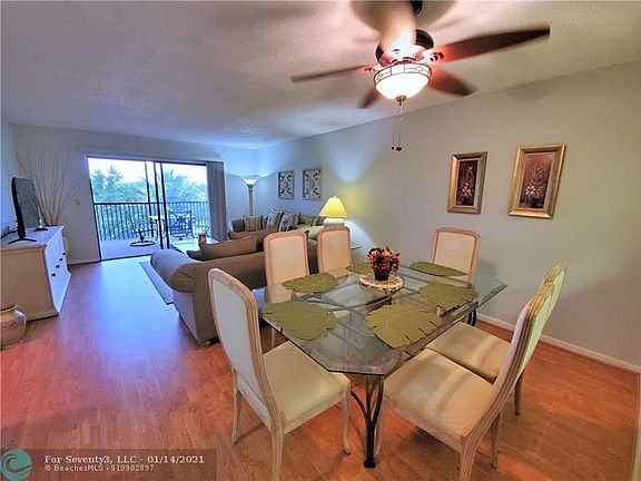 4th image of 2206 S Cypress Bend Dr APT 305