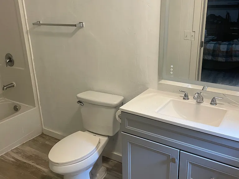 4405 Perry Ave NE — Photo 5