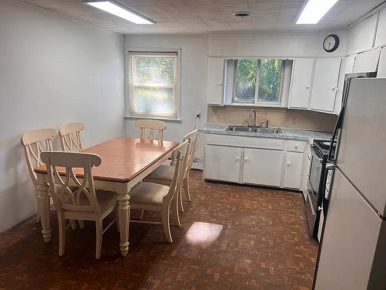 35 N Eastland Dr #1 — Photo 3
