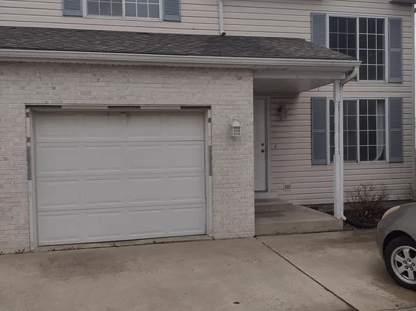 744 Gettysburg Dr APT 4, Bourbonnais, IL 60914