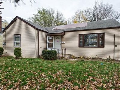 91 Irving Ter, Bloomfield, NJ, 07003