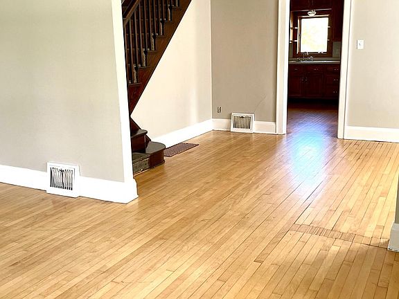 2nd image of 1033 S Clay St #1035
