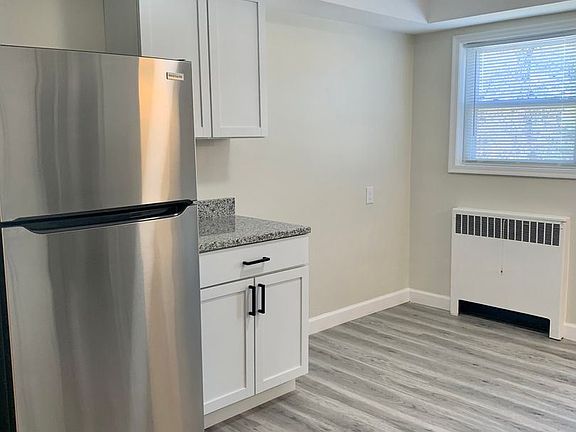 5th image of 66 Burdsall Ave APT 3
