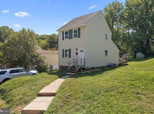 204 E Summit Ave, West Grove, PA 19390