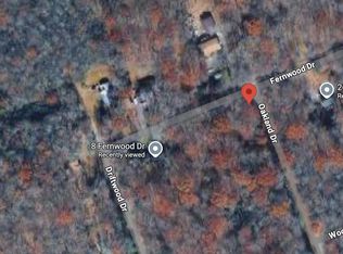 Oakland Dr, Lake Harmony, PA