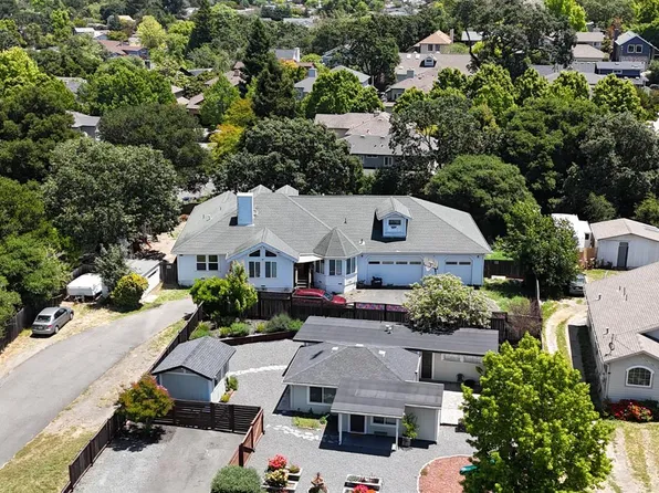 1648 Ronne Drive, Santa Rosa, CA 95404