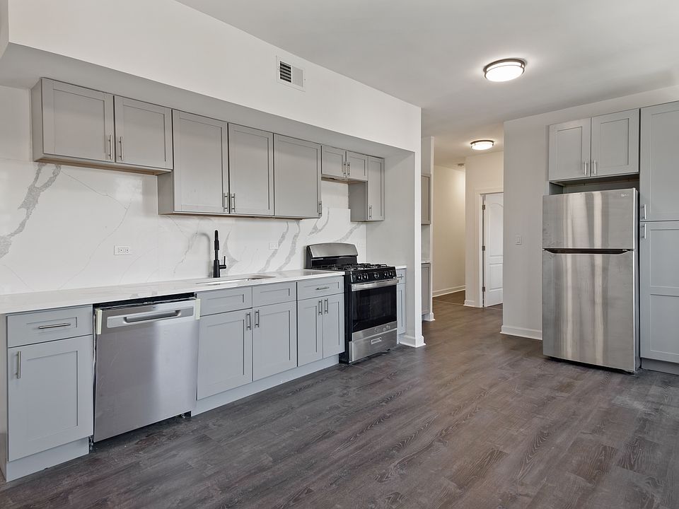 1st image of 3058 W Cortland St #2