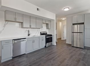 3058 W Cortland St #3, Chicago, IL 60647