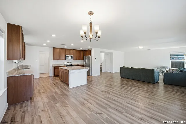 11331 Edelweiss — Photo 6