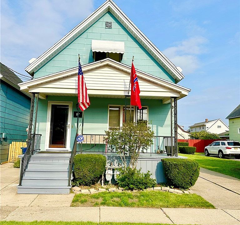 1st image of 87 Roberts Ave