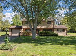 2244 Heathercliff Dr, Libertyville, IL 60048