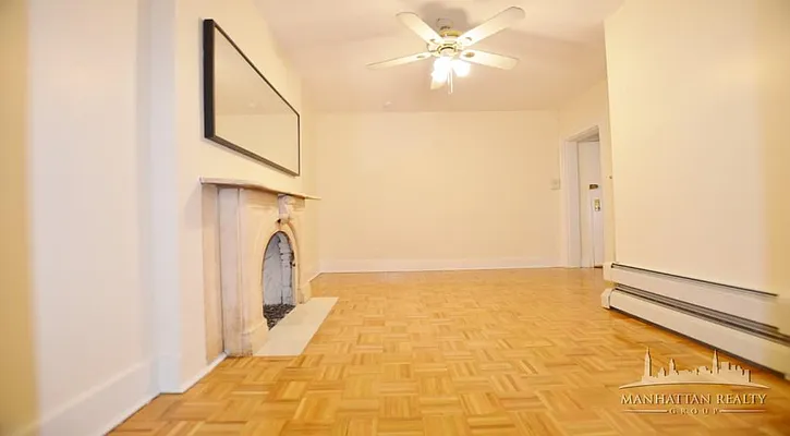 Rented by Manhattan Realty Group | media 3