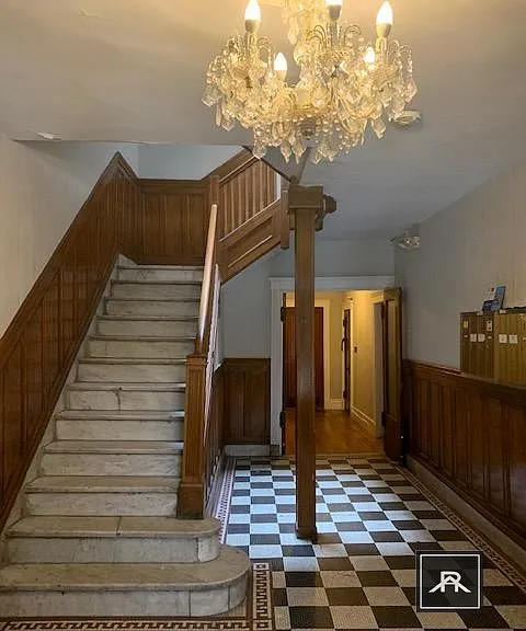32 Chiswick Rd #4 — Photo 13