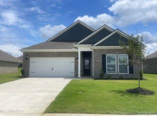 8320 Gum Pond Dr, Olive Branch, MS 38654