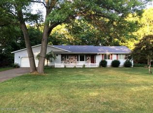 2490 E Riverwood Dr, Twin Lake, MI 49457