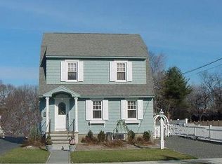 599 Reef Rd, Fairfield, CT 06430