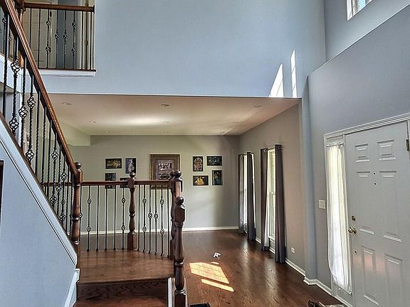 3rd image of 5510 Medinah Ct