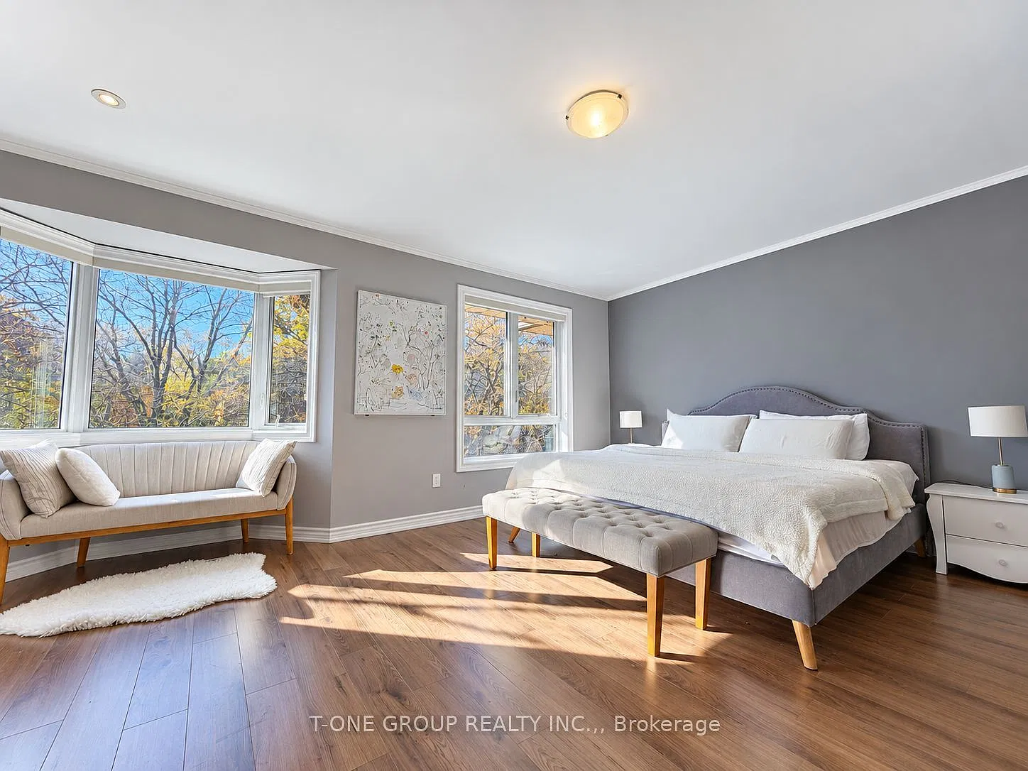 4 bed, $1,500 — Photo 1