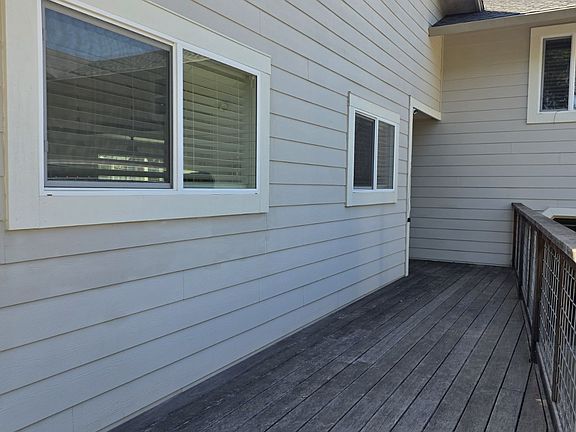 4th image of 780 W Cotati Ave