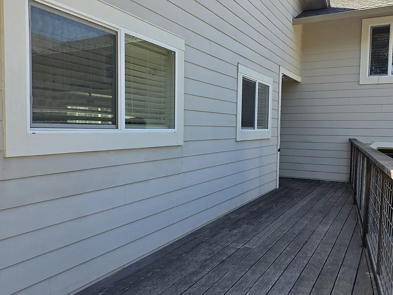 780 W Cotati Ave — Photo 4