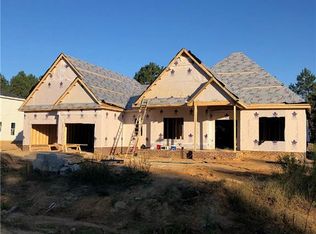 95 Creek Crossing Dr, Benson, NC 27504