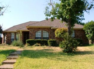 3306 Kellie St, Sachse, TX 75048