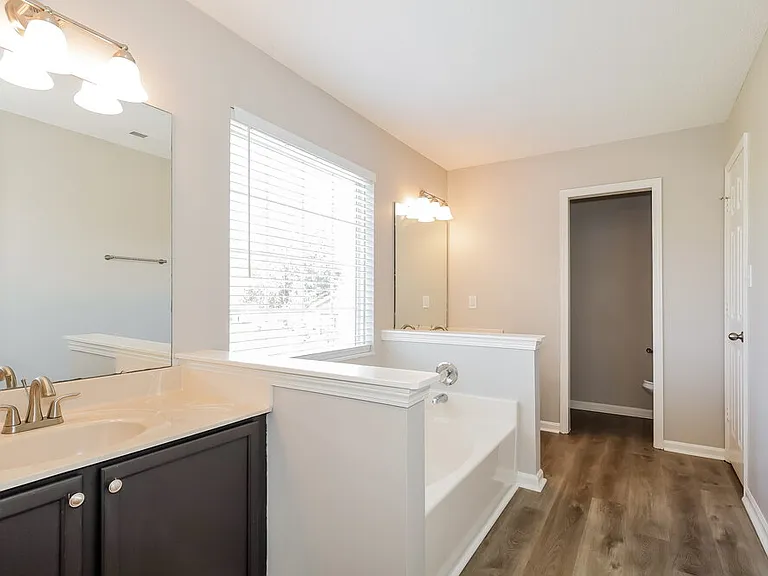 2909 Dairywood Ln — Photo 14