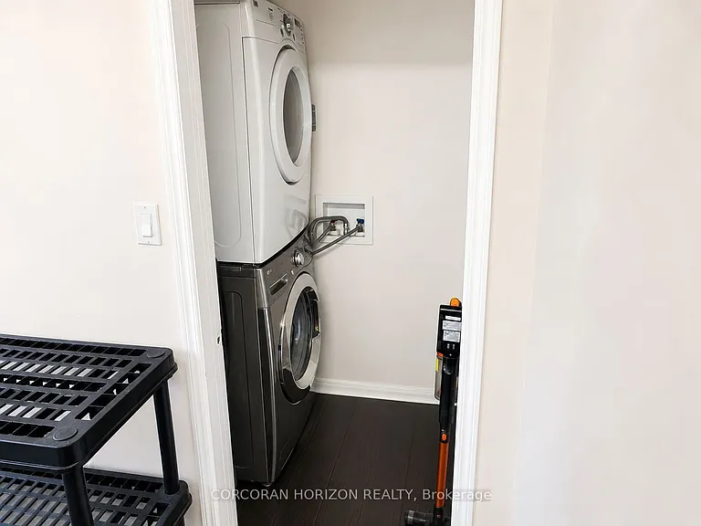 20407 Leslie St — Photo 21
