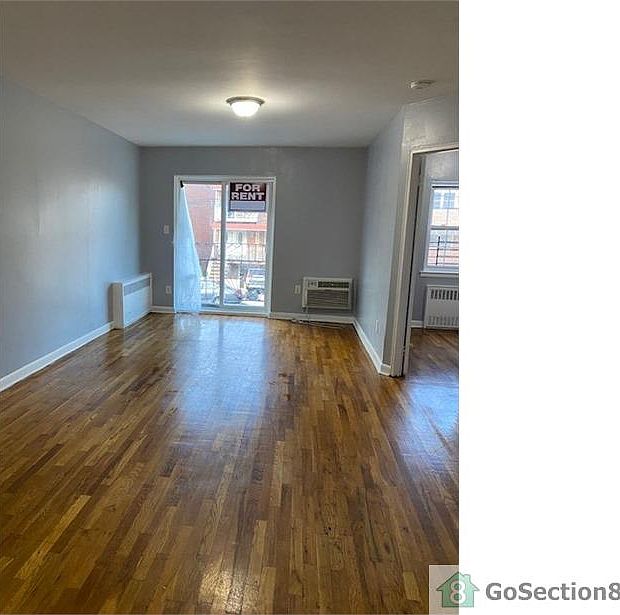 1st image of 720 E 84th St #2
