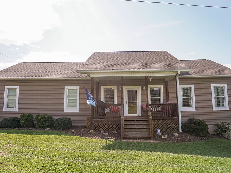 31 Howell Road
Canton NC