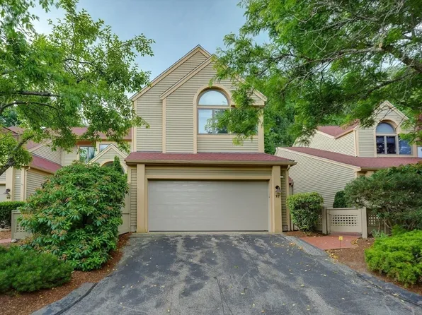 7 Wainwright Rd Unit 97, Winchester, MA 01890