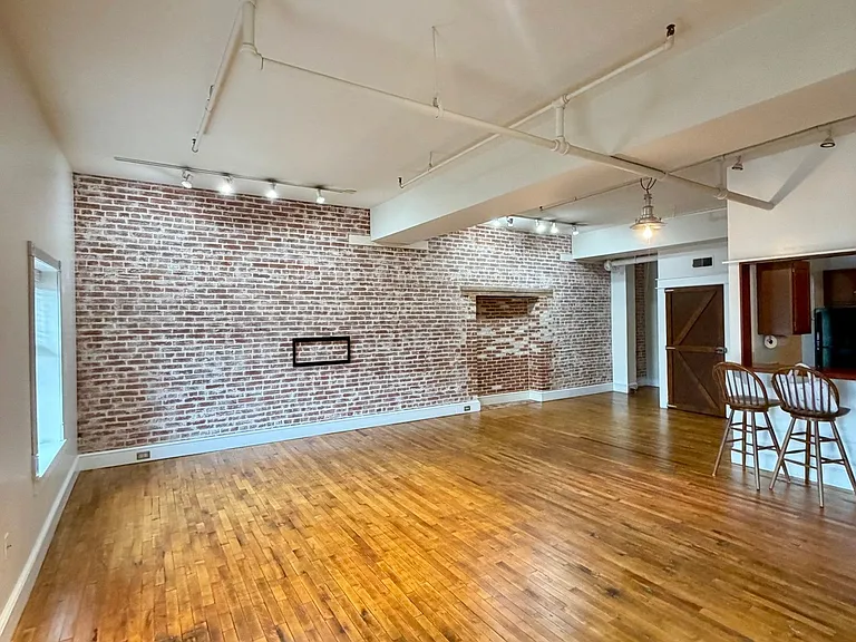 231 N Shippen St #325 — Photo 3