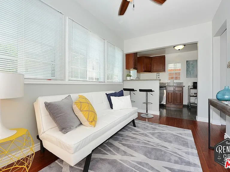2400 Pacific Ave #6 — Photo 1
