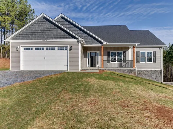 1900 Wheeler Rd, Lynchburg, VA 24504