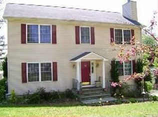 20 Claremont Rd, Ossining, NY 10562