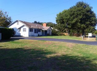 8828 Pine St, Thornton, CA 95686