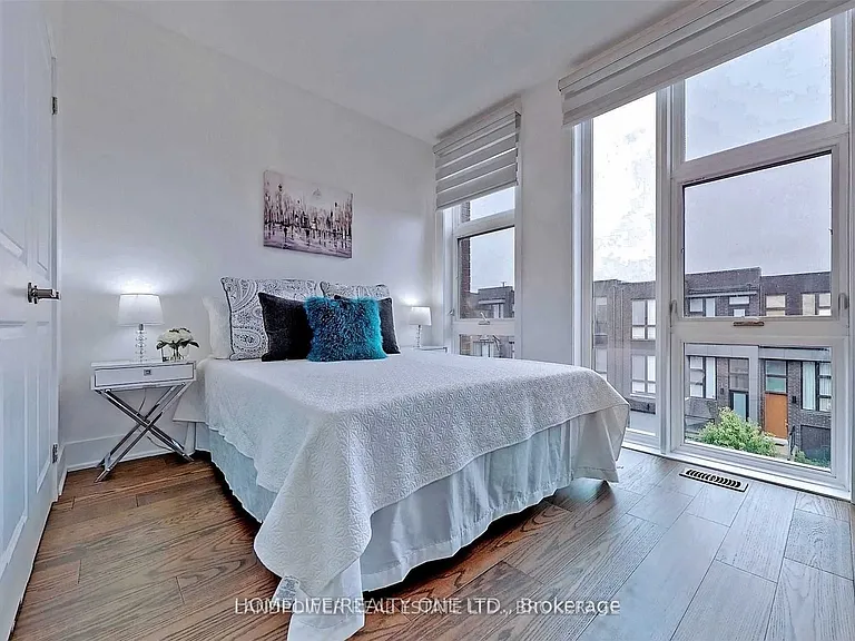 9 Cambray Rd — Photo 10